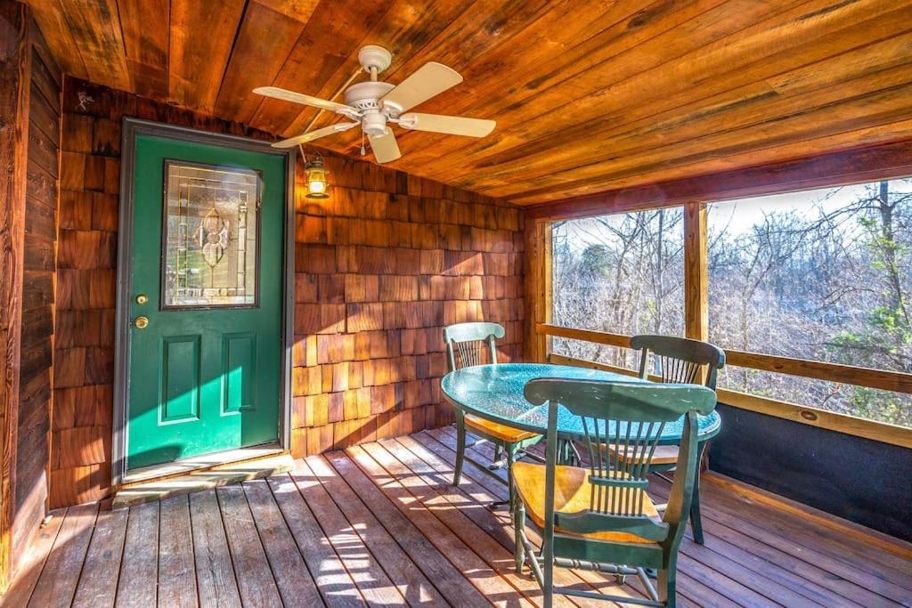Dog Friendly! Views! Hot Tub! Close To Pf! Gsmnp Sevierville Esterno foto