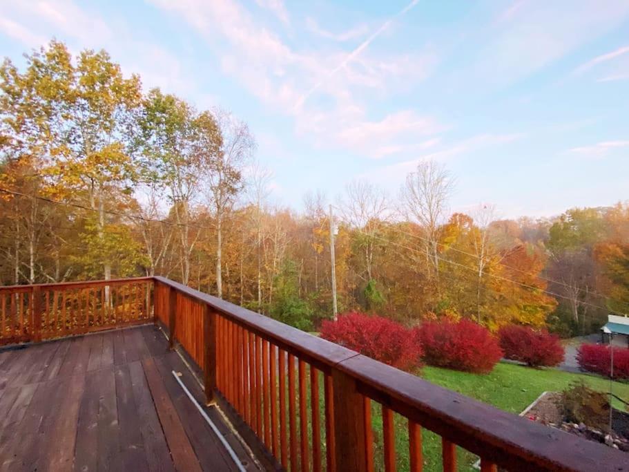 Dog Friendly! Views! Hot Tub! Close To Pf! Gsmnp Sevierville Esterno foto